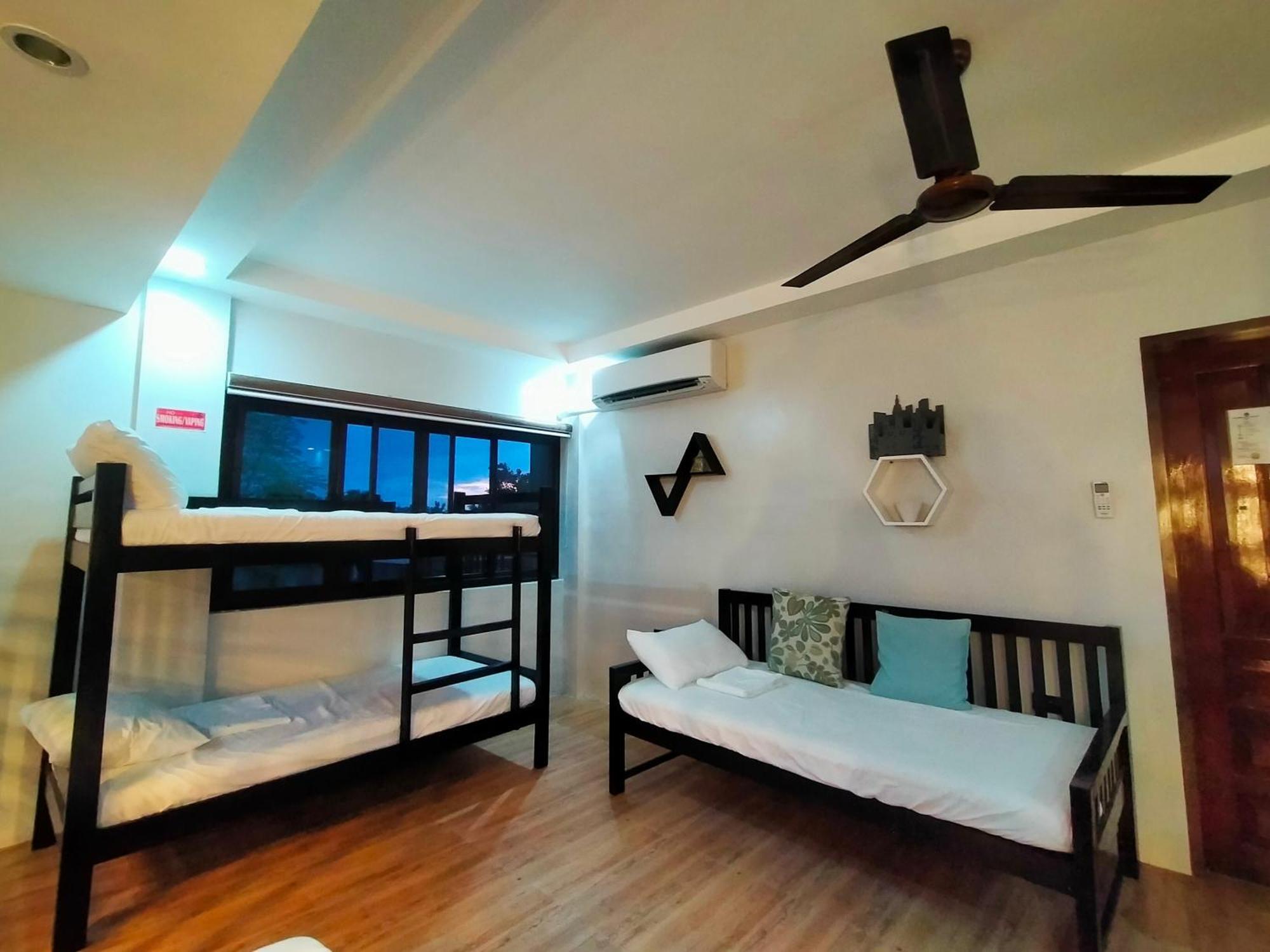 Pompeo And Luming'S Inn Calauag ภายนอก รูปภาพ